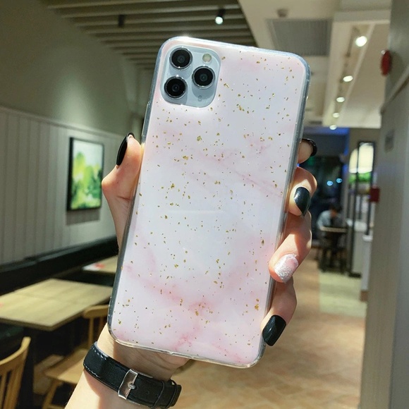 [⚠️Clearance] NEW iPhone XR Gold Foil case - Picture 3 of 5